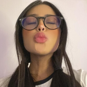 Petitesweet_ video