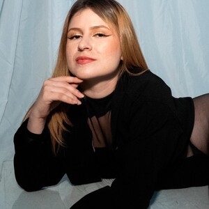 mfc EmmaBlonde_